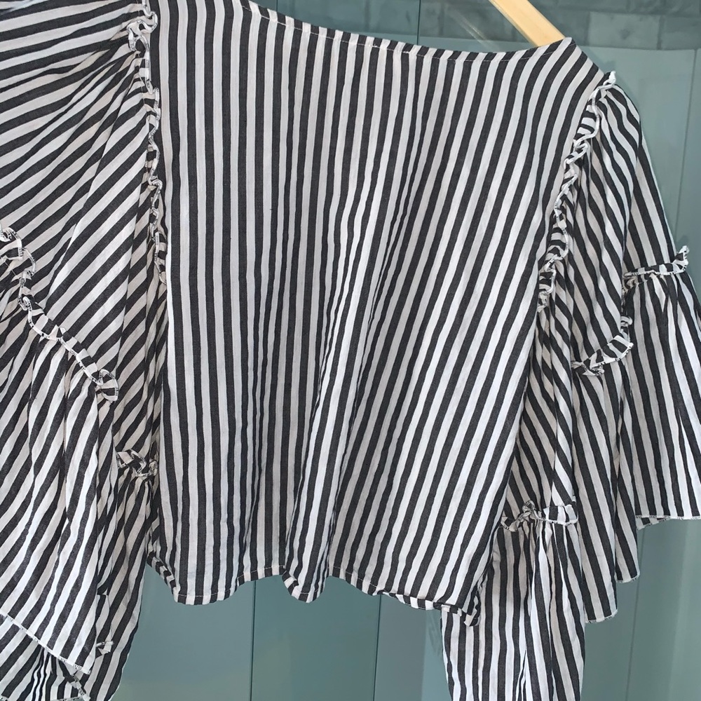 NWOT Striped Top - Picture 2 of 4